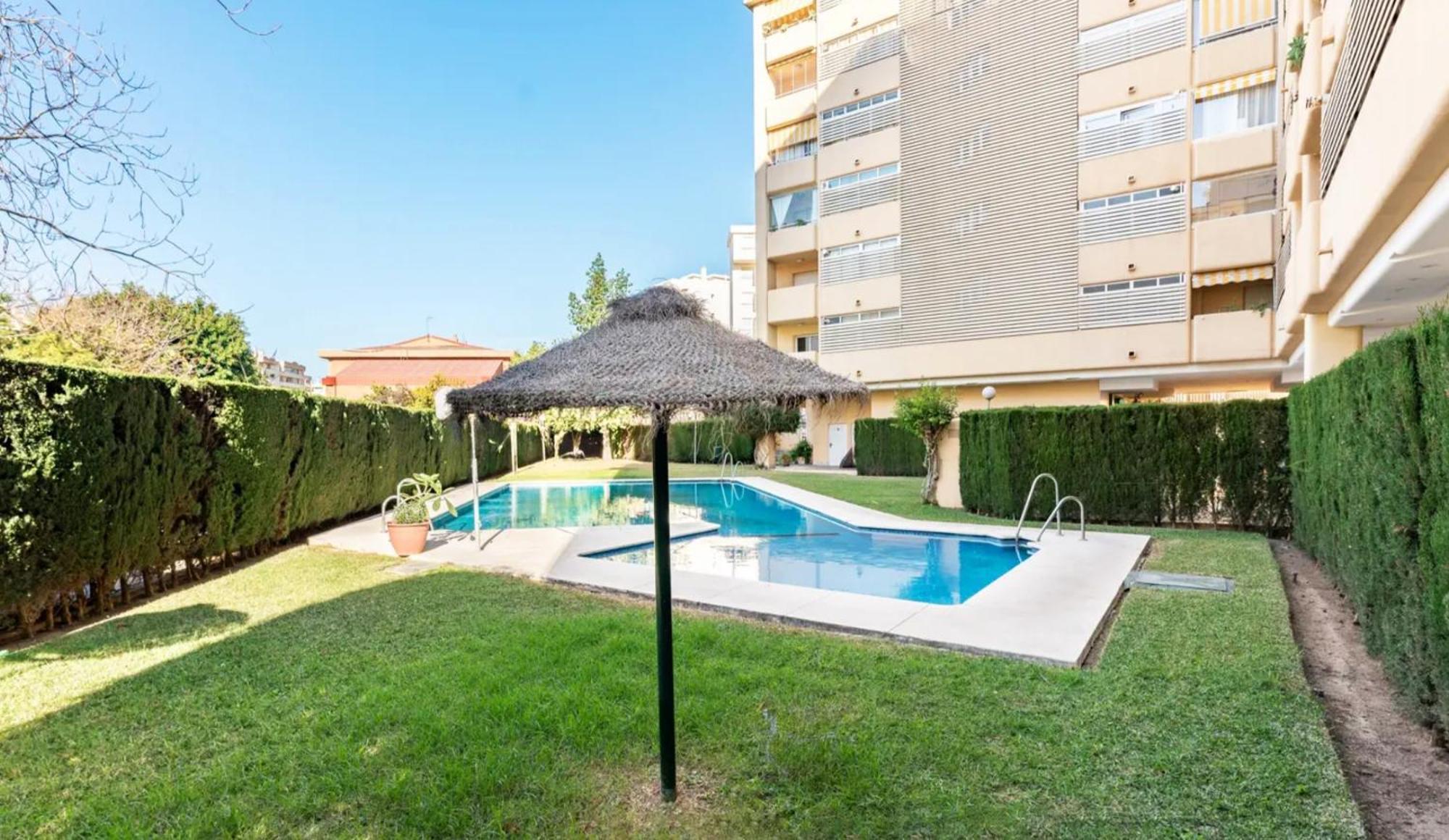 Apartamento Boutique Miramar Playa, Garaje Opcional Фуeнхирола Екстериор снимка