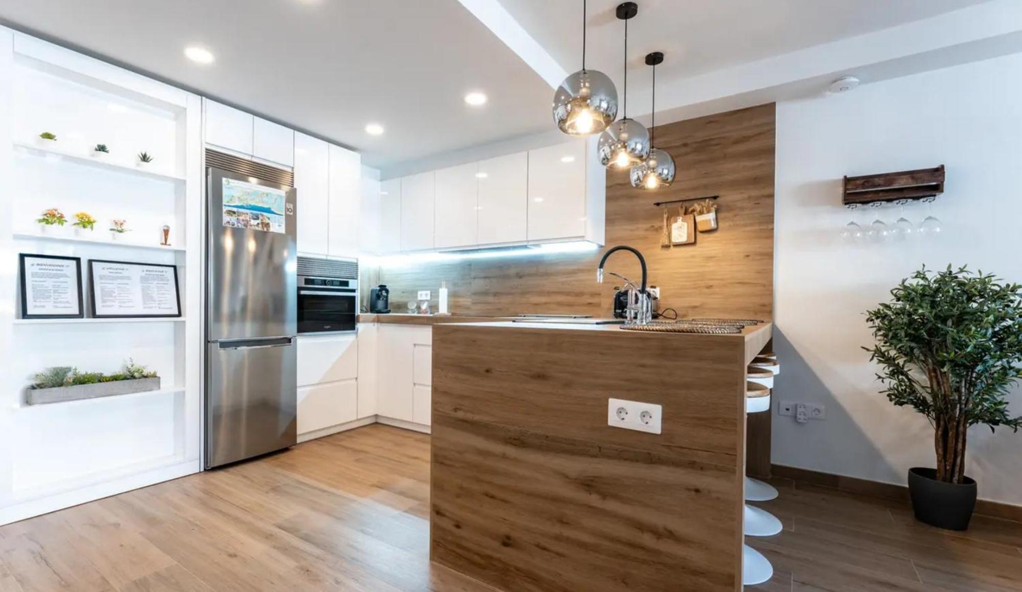 Apartamento Boutique Miramar Playa, Garaje Opcional Фуeнхирола Екстериор снимка