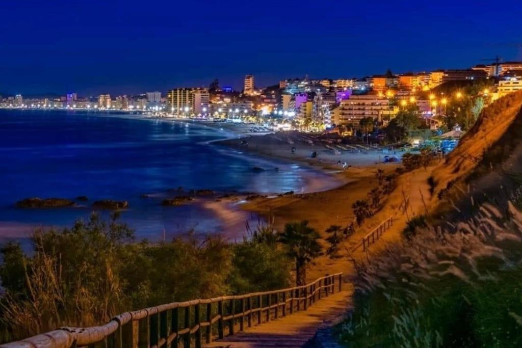 Apartamento Boutique Miramar Playa, Garaje Opcional Фуeнхирола Екстериор снимка